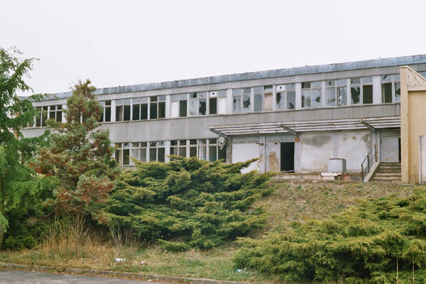 17 Gebäude