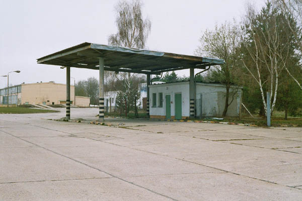 23 Tankstelle