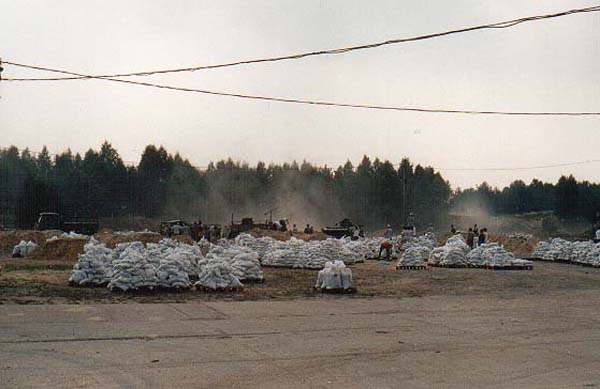 13 Sandsackparade Elbhochwasser 2002